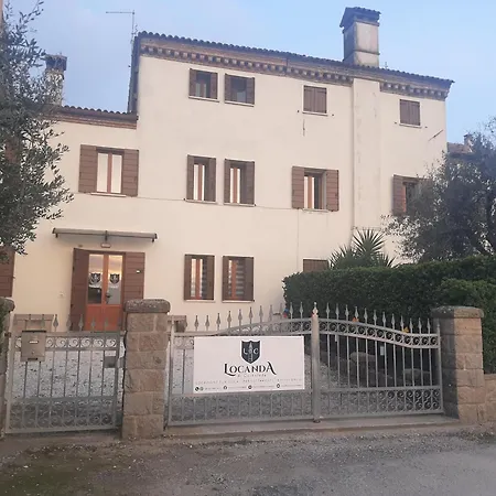 Di Cornoleda Guest house